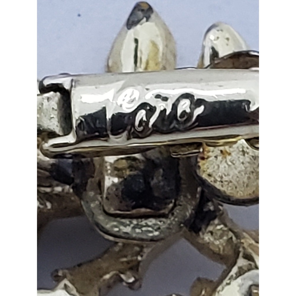 Vintage Caro Signed Floral Gold Tone Rhinestones Clip On Metal Earrings Jewelry - Picture 10 of 10